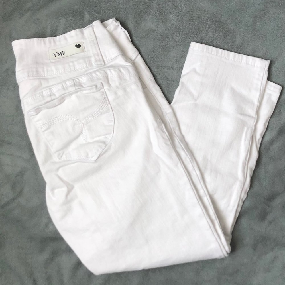YMI - WannaBetterButt? White Capri Jeans - Size 11